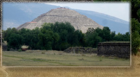 Sonnenpyramide