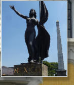 Guadalajara ist auch bekannt unter dem Namen Perla del Occidente (spanisch f�r �Perle des Westens�). Die Einwohner der Stadt werden als tapat�os bezeichnet. Die Stadt ist Ausgangspunkt vieler mexikanischer Traditionen wie der Musik der Mariachi.